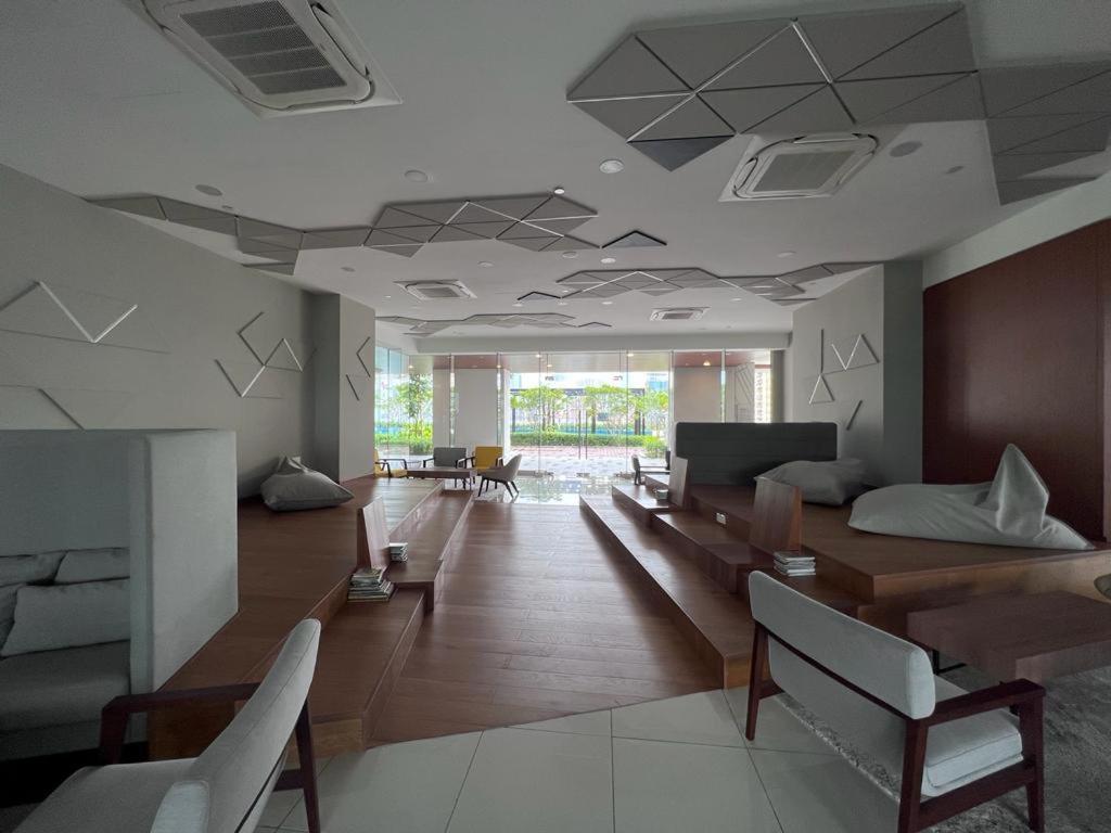 Iris Sentral Pangsapuri *